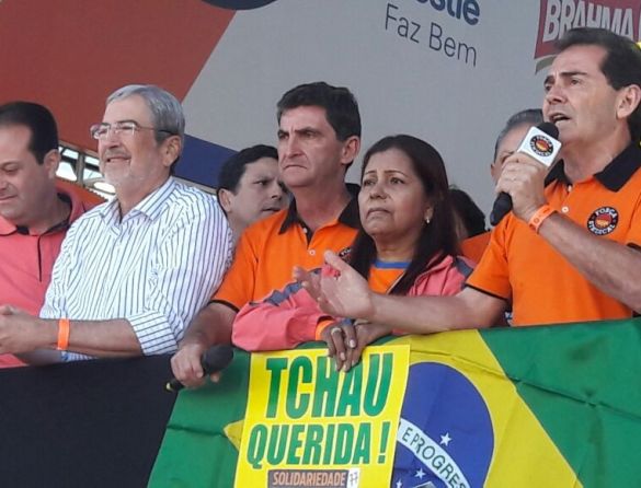 Dia do Trabalho - Para Paulinho da Força e Marta Suplicy, Dilma age com desespero